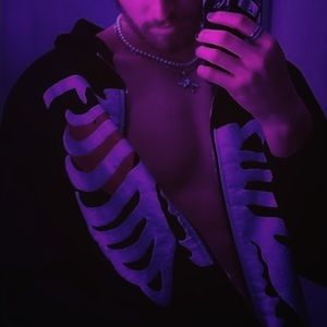 Meet your Posher, Grant